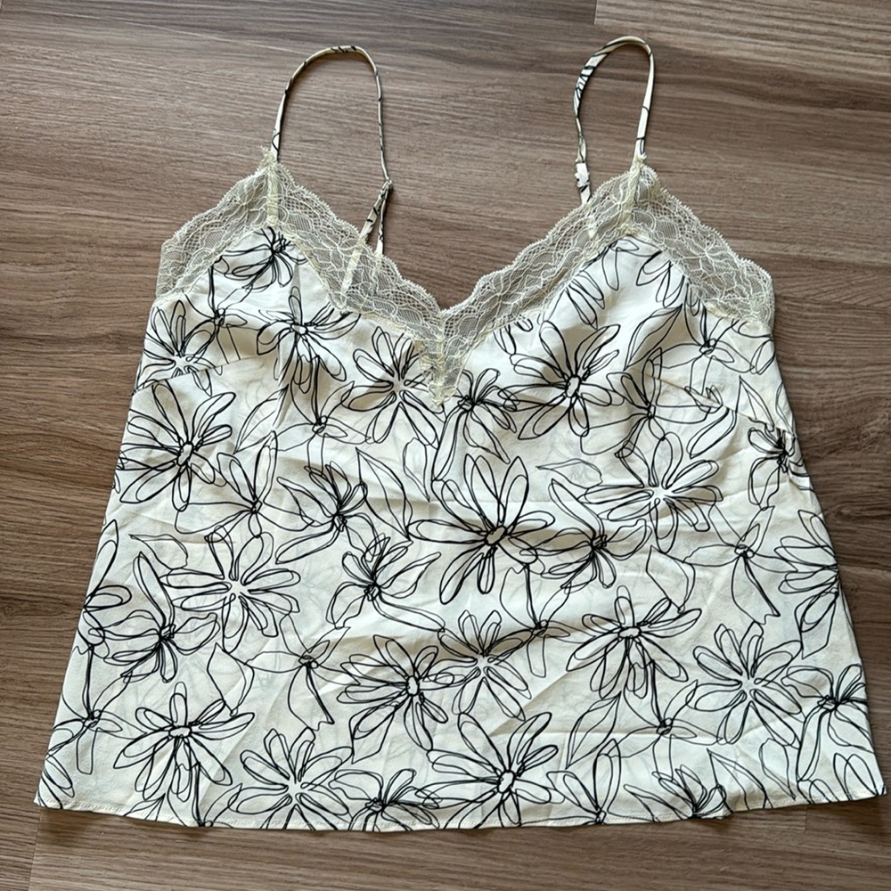 100% SILK TOP